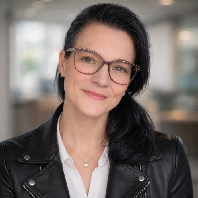 SYSTEMshift, Bernadette Smail | CEO